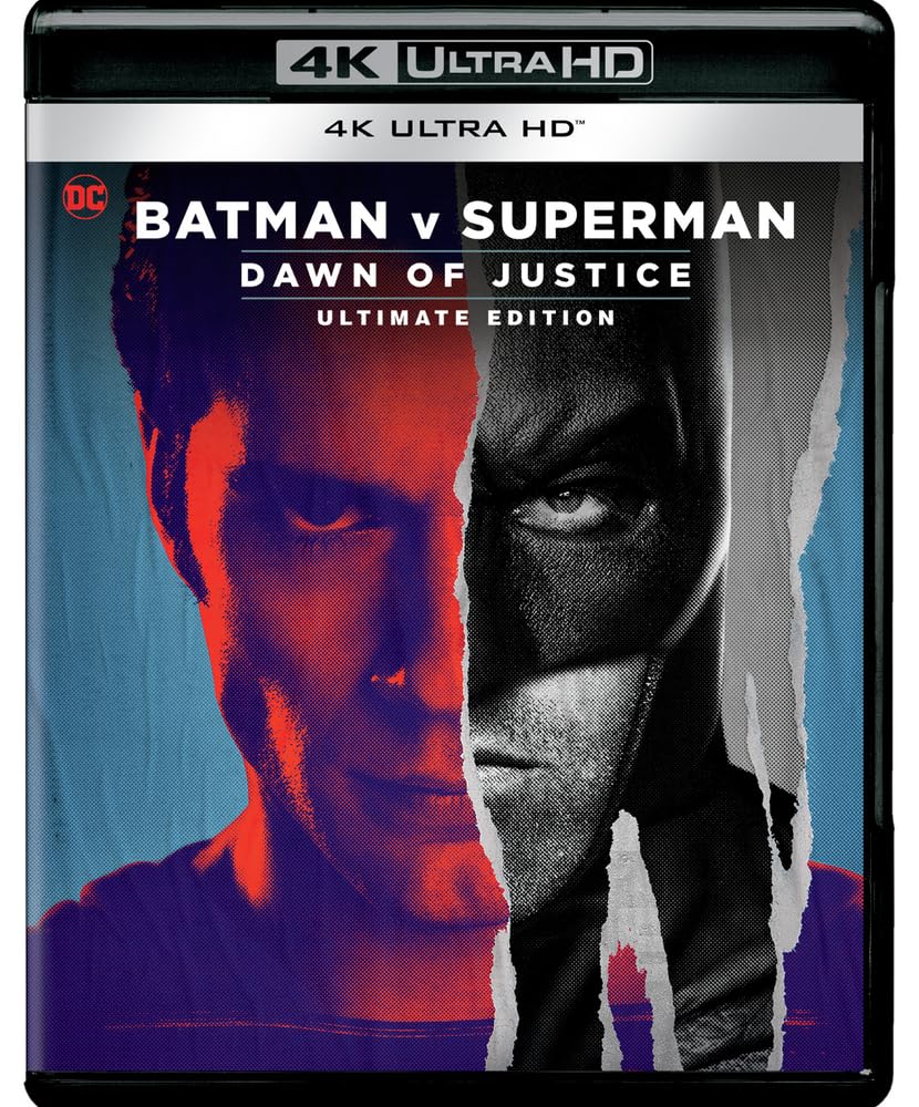 پکیج بلوری ۴K UHD اورجینال فیلم Batman v Superman Dawn of Justice Ultimate Edition با تصویر زره نبرد بتمن و سوپرمن روی کاور