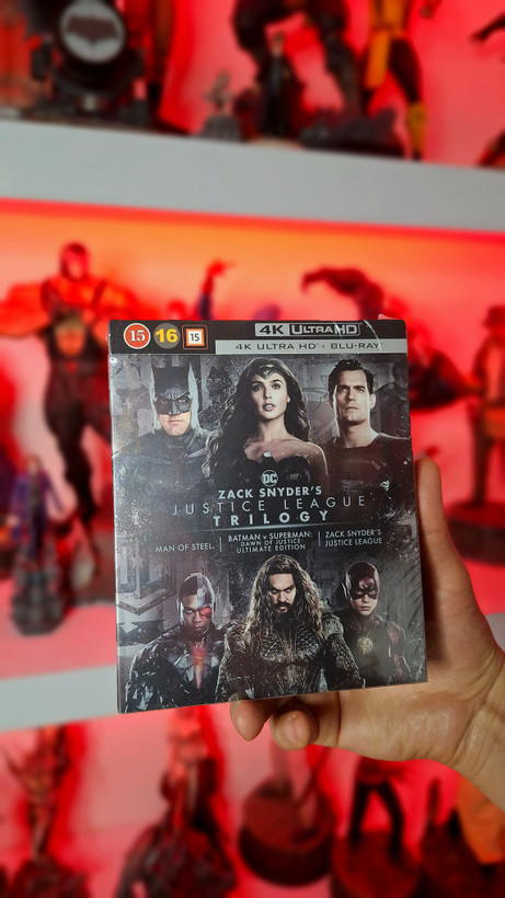 پکیج نایاب و کلکسیونی آلتمیت سهگانه لیگ عدالت زک اسنایدر Zack Snyder's Justice League Trilogy Ultimate Collector's Edition 4K Ultra-HD