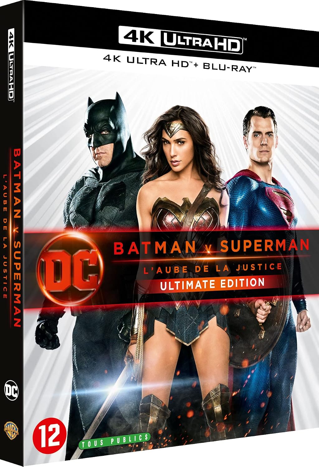 پکیج بلوری ۴K UHD اورجینال فیلم Batman v Superman Dawn of Justice Ultimate Edition با تصویر زره نبرد بتمن و سوپرمن روی کاور
